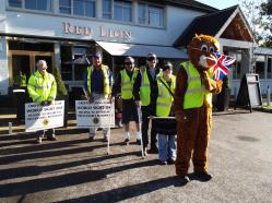 WORLD SIGHT DAY 2012 001 The team from the Red Lion 